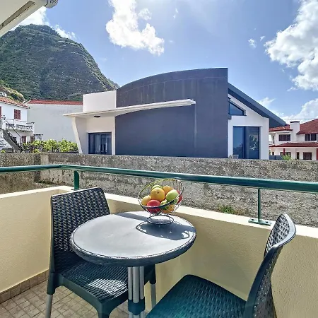 Atlantic Breeze By Atlantic Daire Porto Moniz