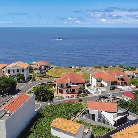 Atlantic Breeze By Atlantic * Porto Moniz